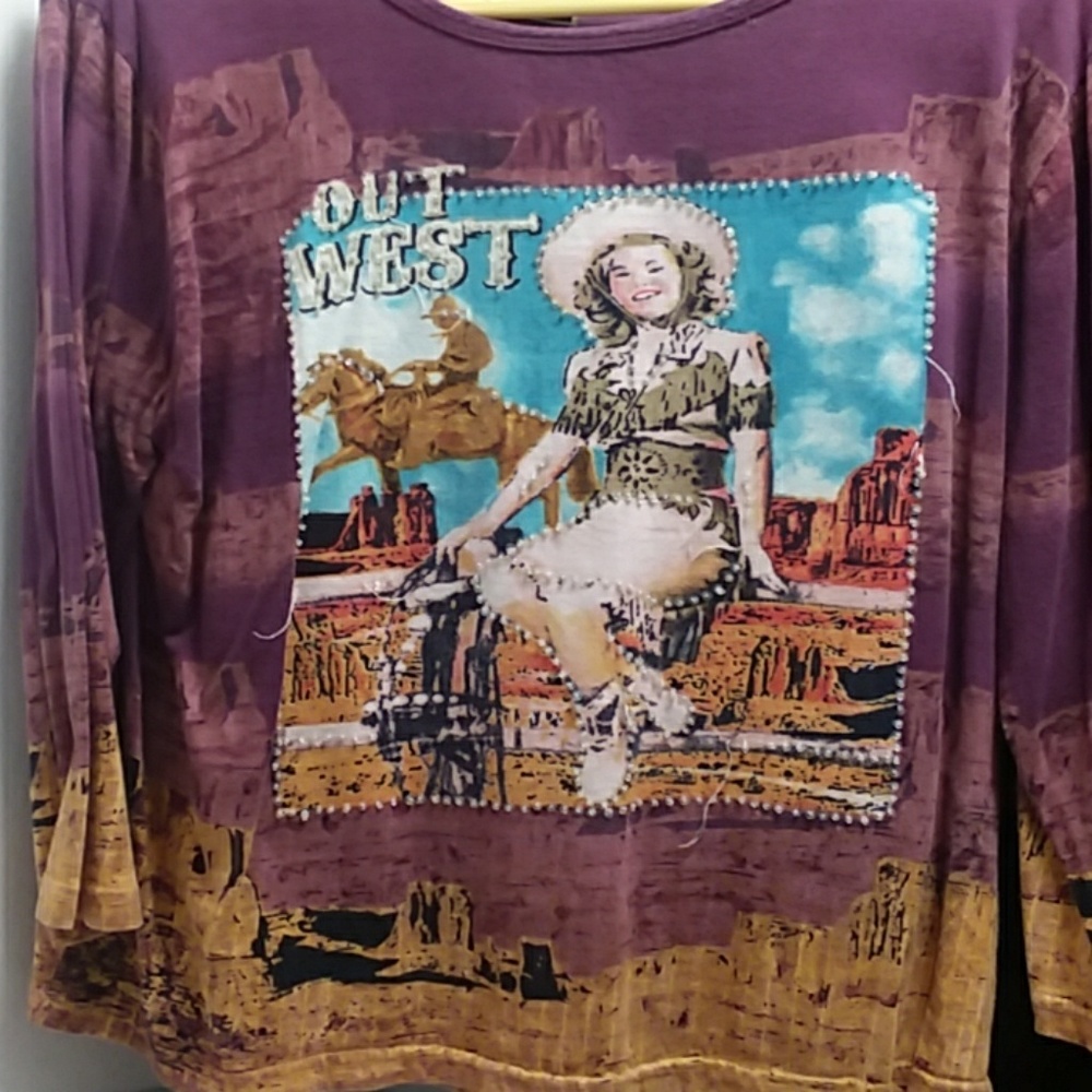 Ladies medium shirt